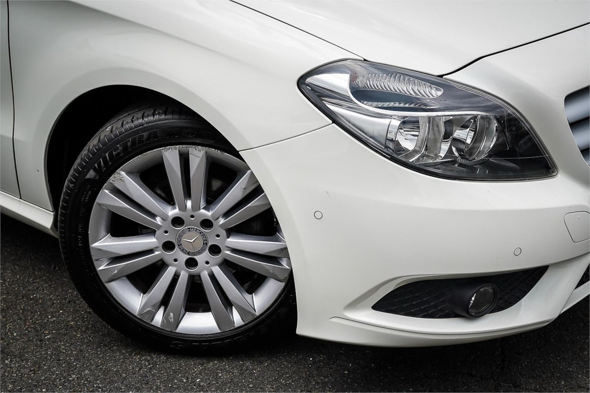 2014 Mercedes-Benz B180  246 MY14