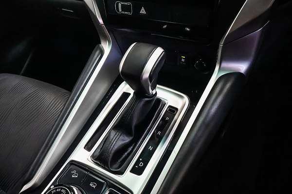 2018 Mitsubishi Pajero Sport GLX QE