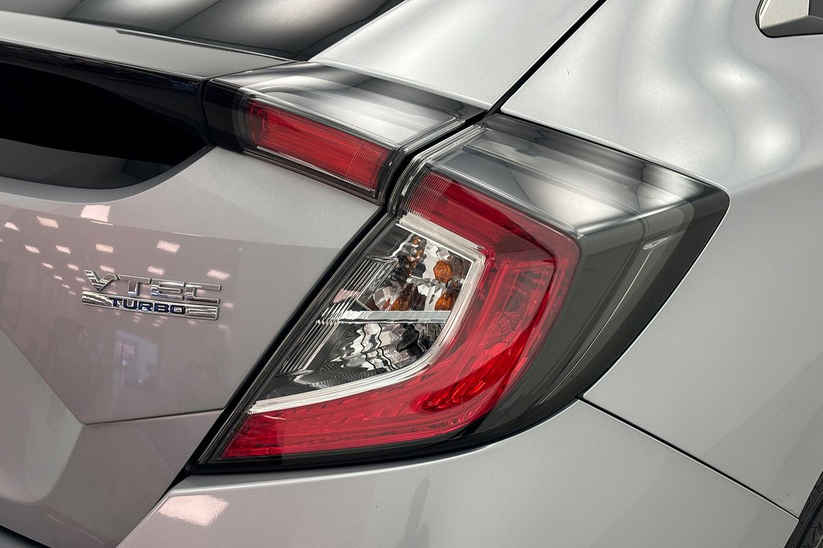 2017 Honda Civic VTi-LX 10th Gen