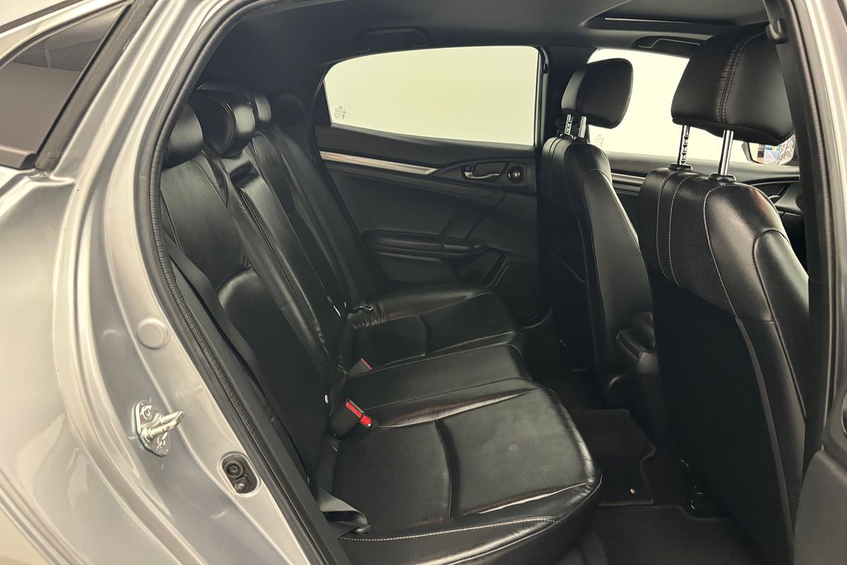 2017 Honda Civic VTi-LX 10th Gen