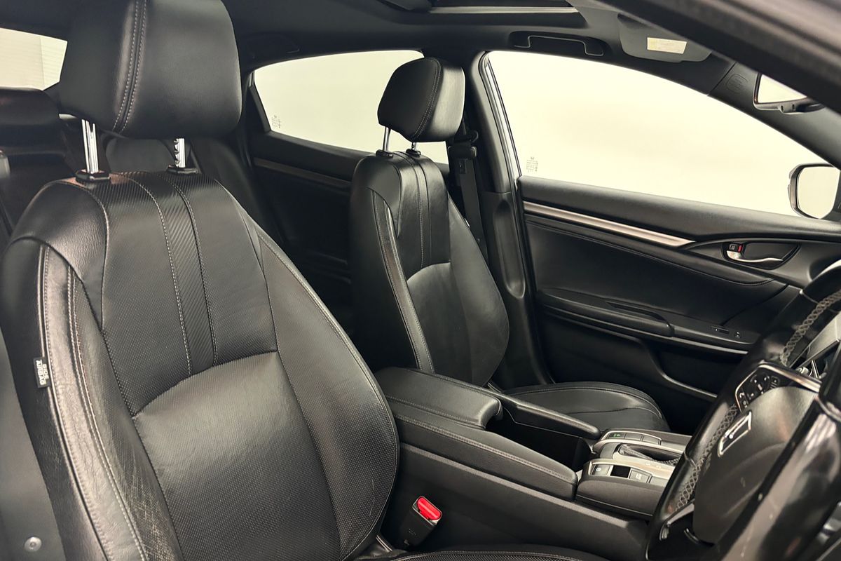 2017 Honda Civic VTi-LX 10th Gen