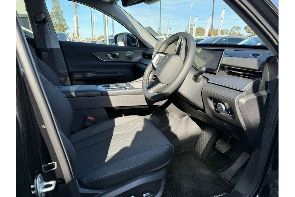 2025 Chery Tiggo 8 Super Hybrid Ultimate T31