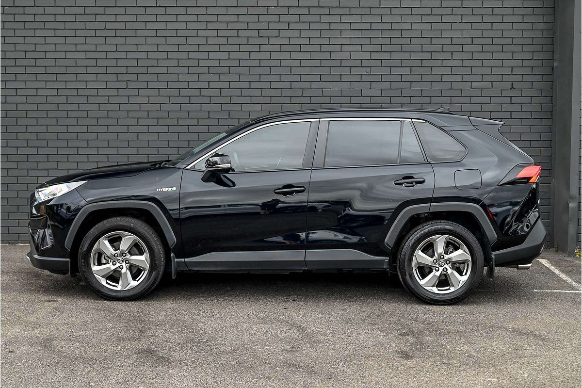 2021 Toyota RAV4 GXL AXAH52R
