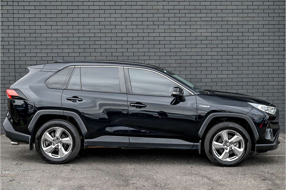 2021 Toyota RAV4 GXL AXAH52R