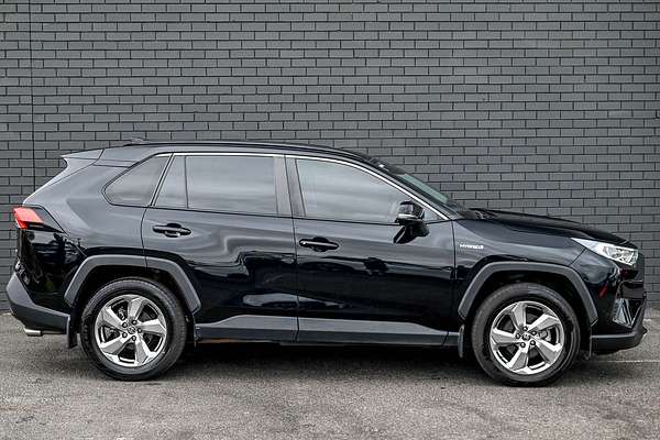 2021 Toyota RAV4 GXL AXAH52R