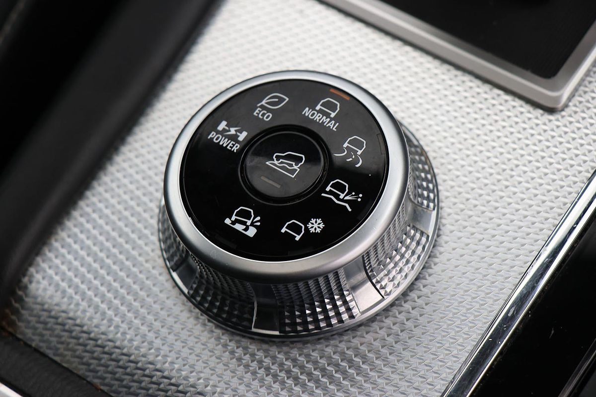 2023 Mitsubishi Outlander PHEV Exceed ZM