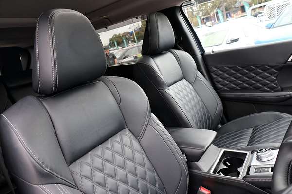 2023 Mitsubishi Outlander PHEV Exceed ZM