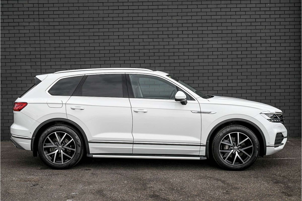 2019 Volkswagen Touareg 190TDI Launch Edition CR