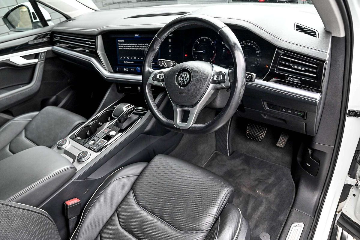 2019 Volkswagen Touareg 190TDI Launch Edition CR