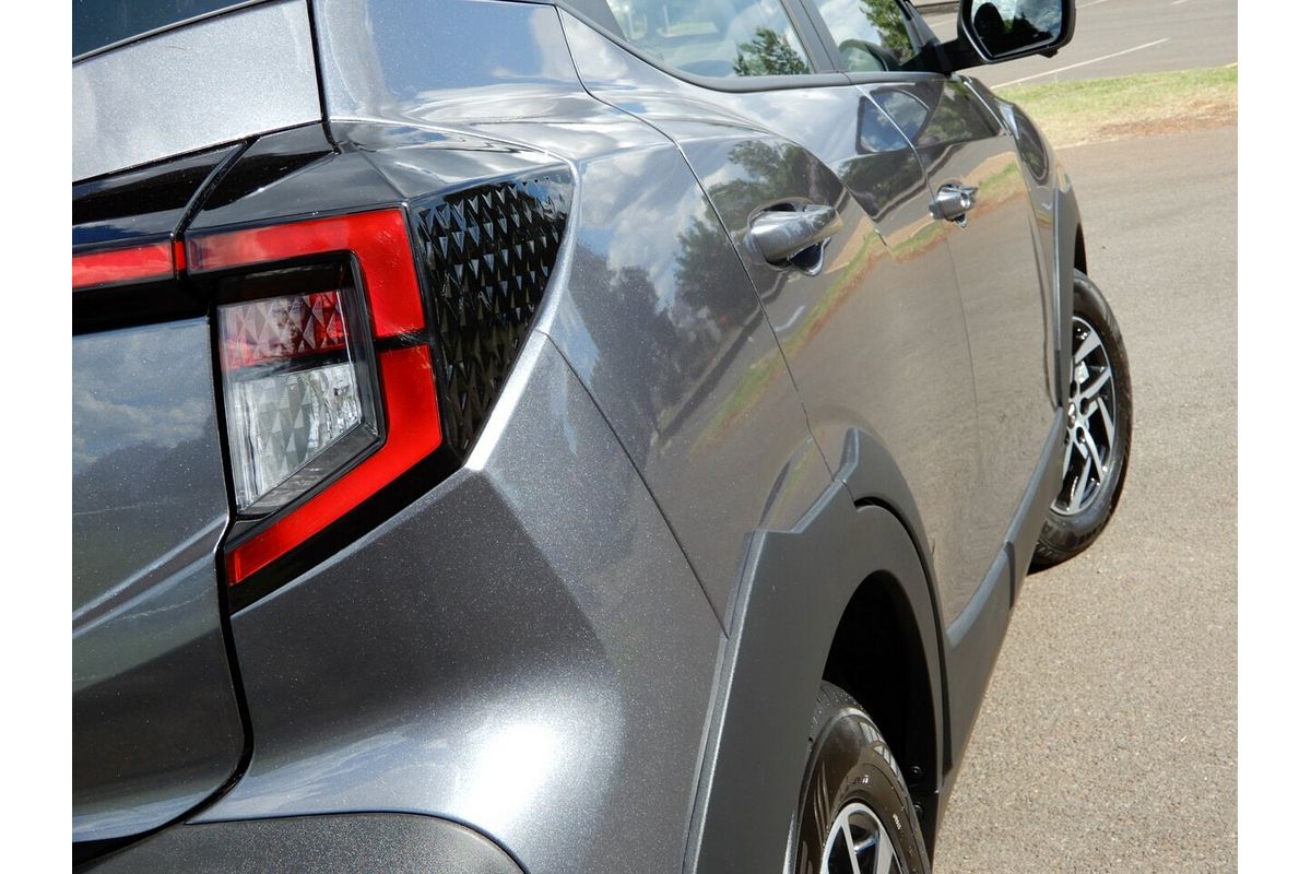 2025 Mahindra XUV 3XO AX5L