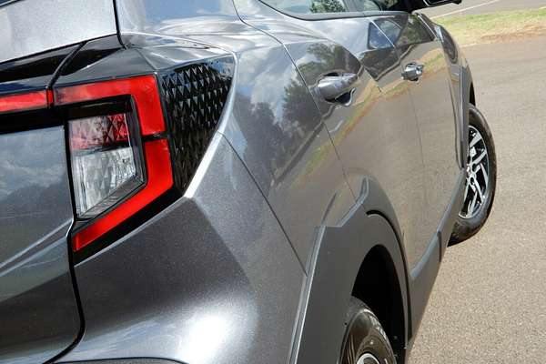 2025 Mahindra XUV 3XO AX5L