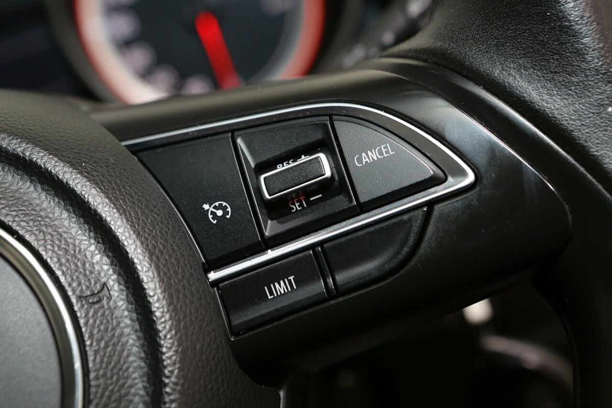 2019 Suzuki Swift GL Navigator AZ