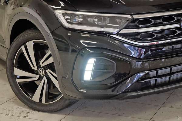 2025 Volkswagen T-Roc 140TSI R-Line D11