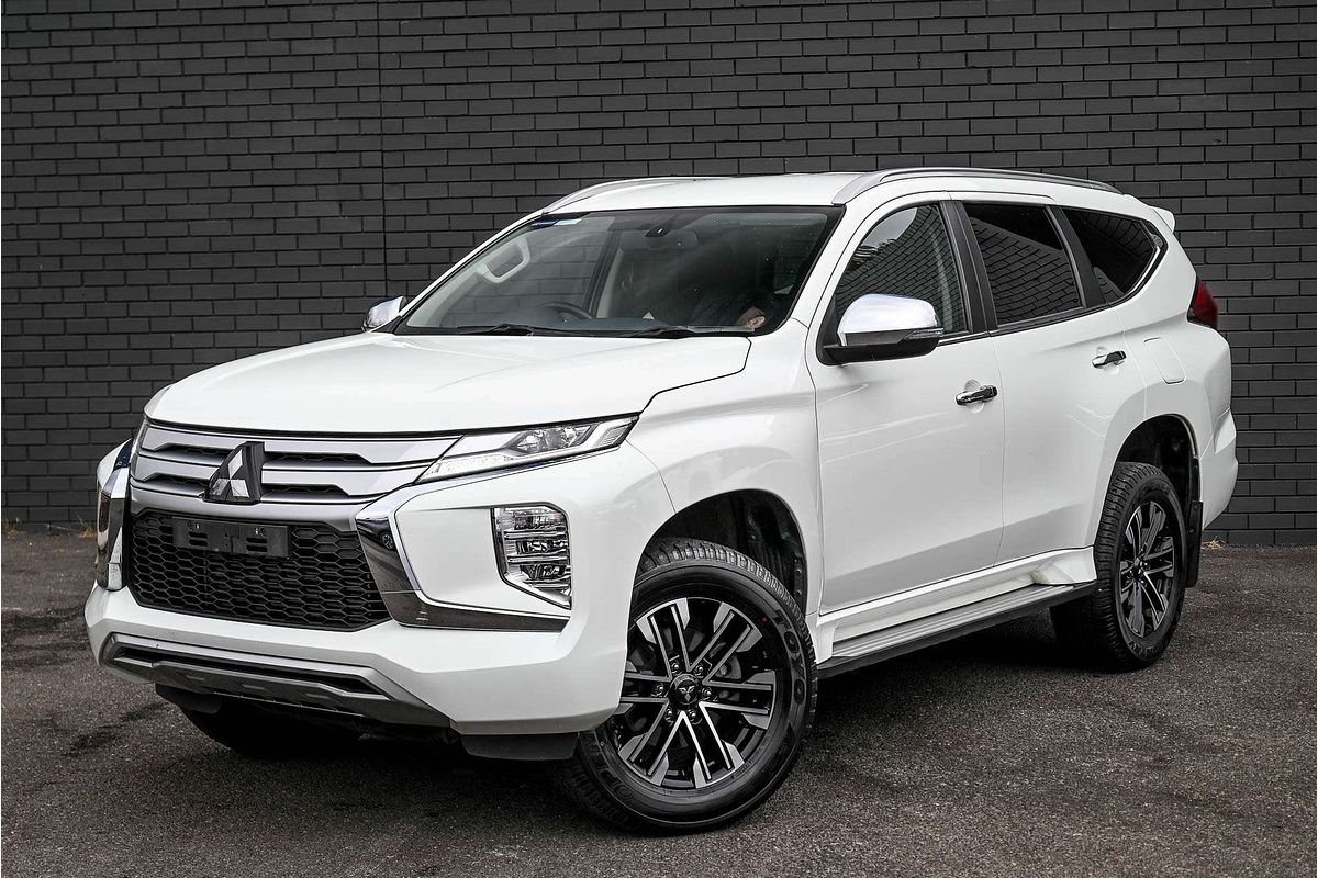 2022 Mitsubishi Pajero Sport GLS QF