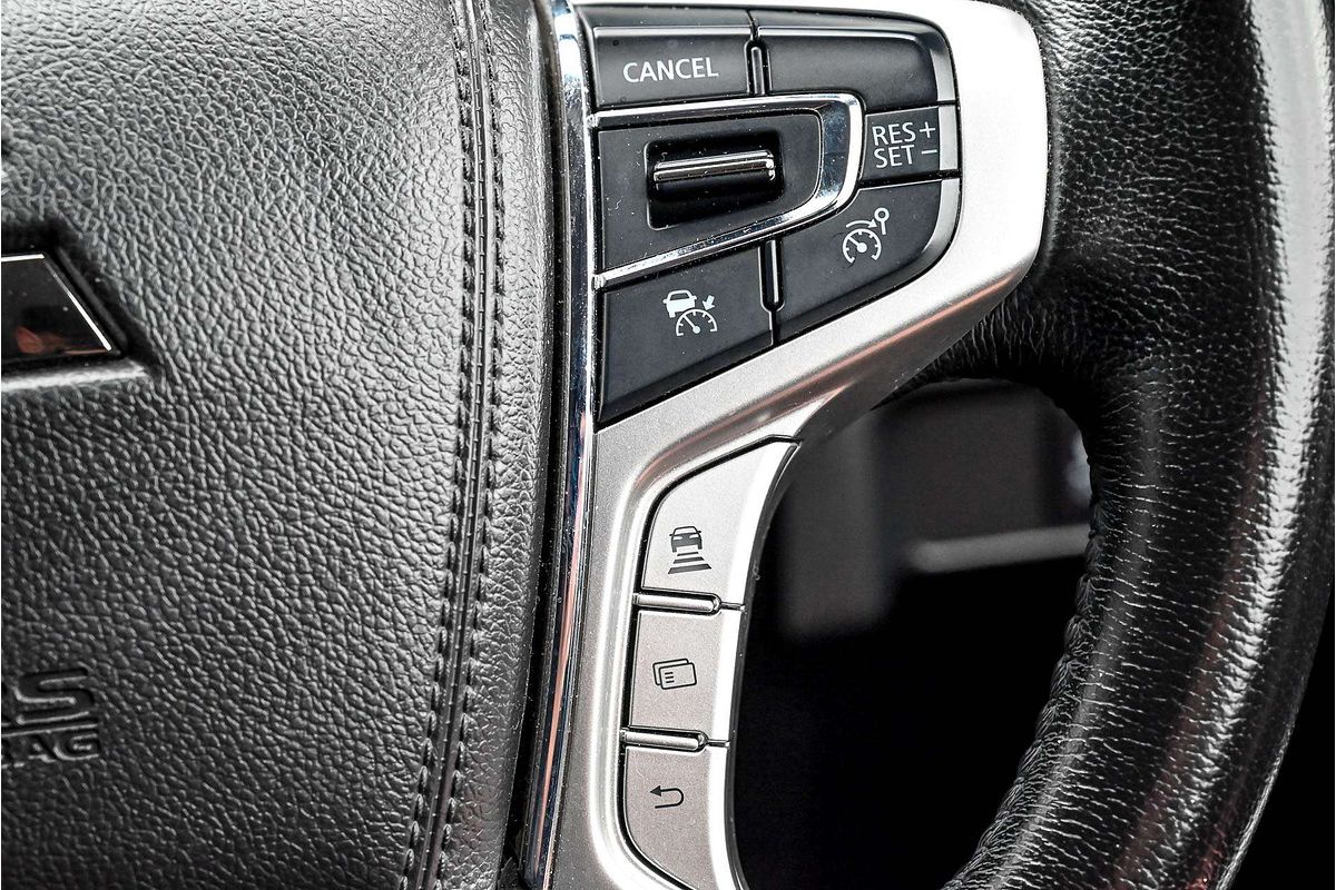 2022 Mitsubishi Pajero Sport GLS QF