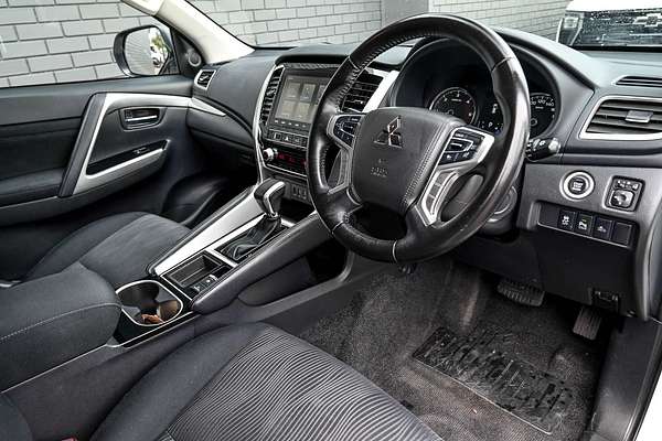 2022 Mitsubishi Pajero Sport GLS QF