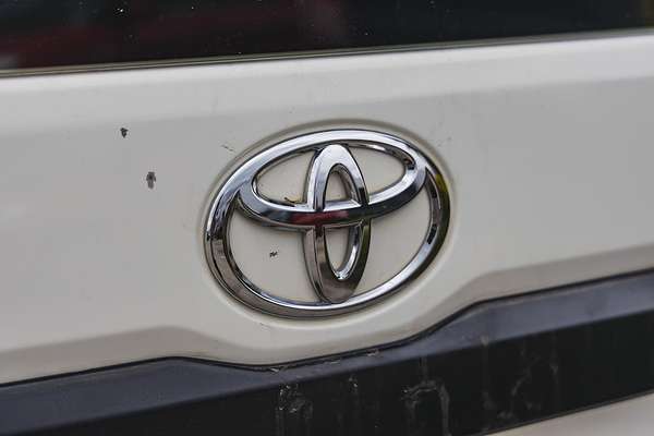 2019 Toyota Hiace GDH300R LWB