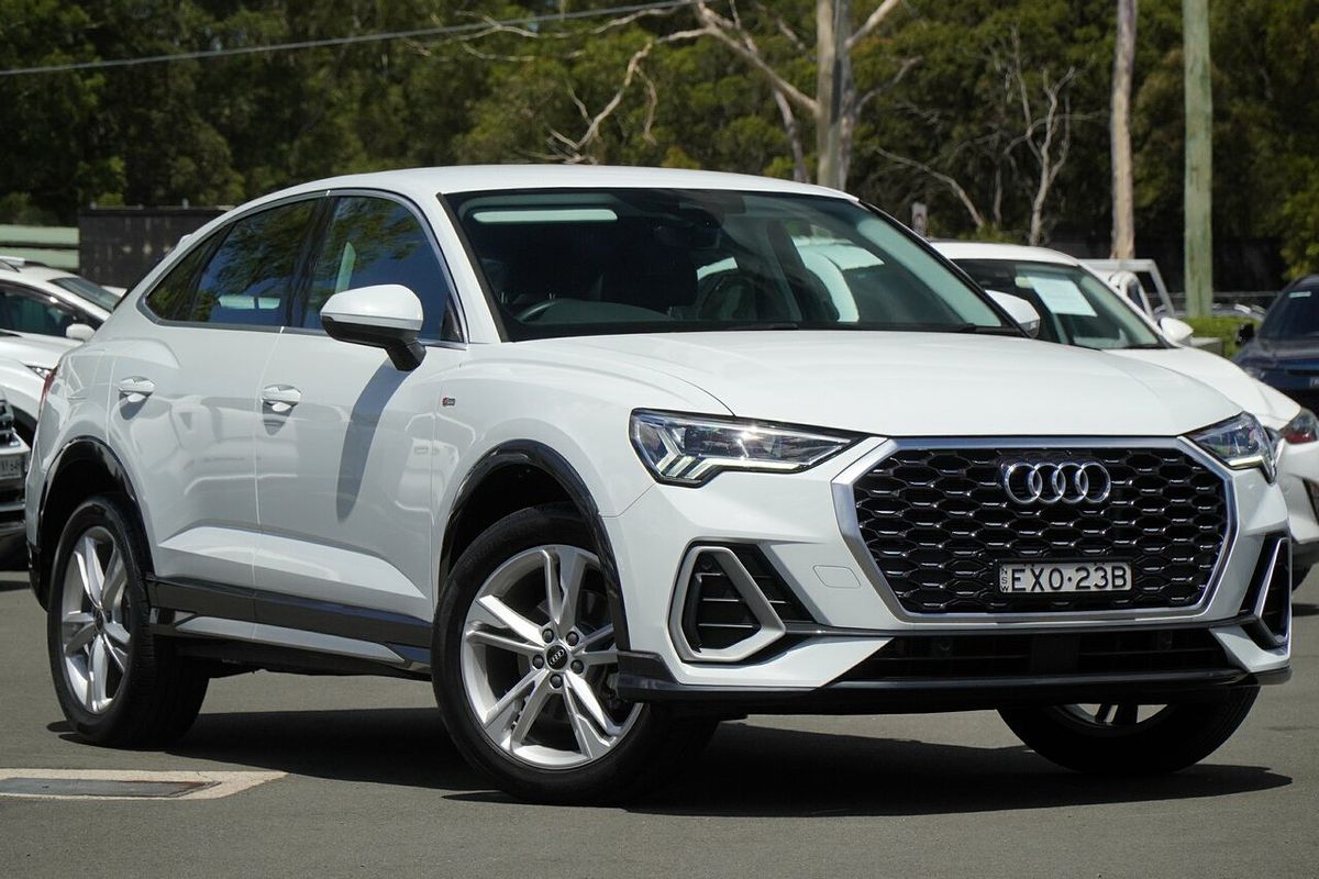 2022 Audi Q3 35 TFSI S line F3