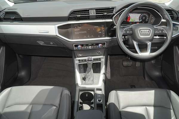 2022 Audi Q3 35 TFSI S line F3