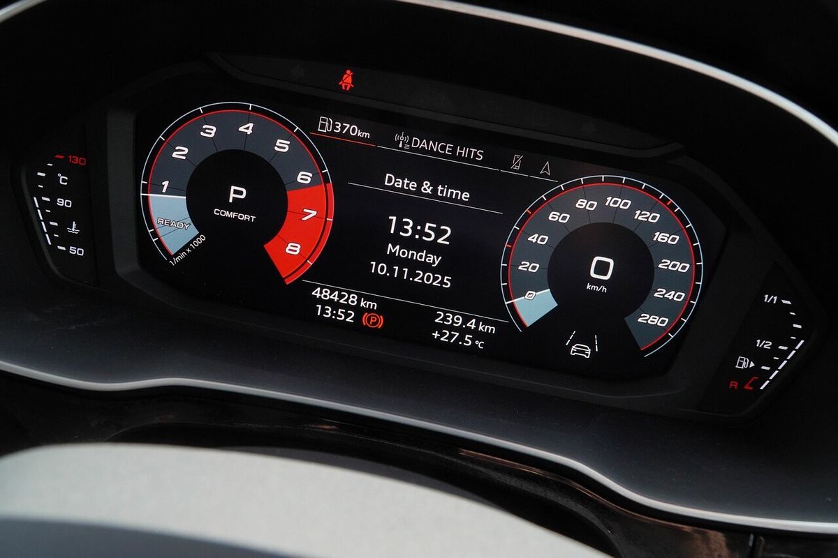 2022 Audi Q3 35 TFSI S line F3