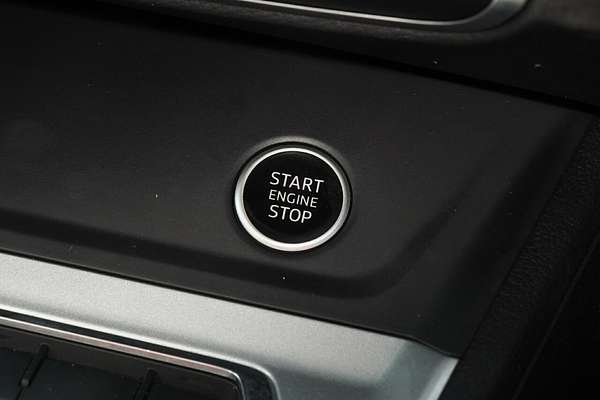 2022 Audi Q3 35 TFSI S line F3