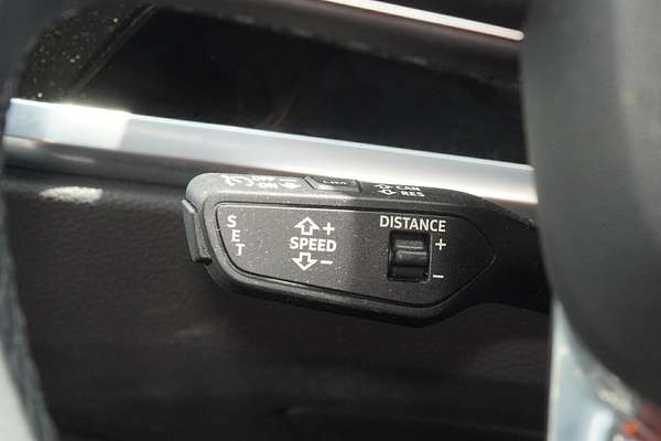 2022 Audi Q3 35 TFSI S line F3