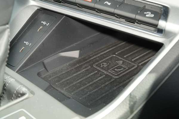 2022 Audi Q3 35 TFSI S line F3