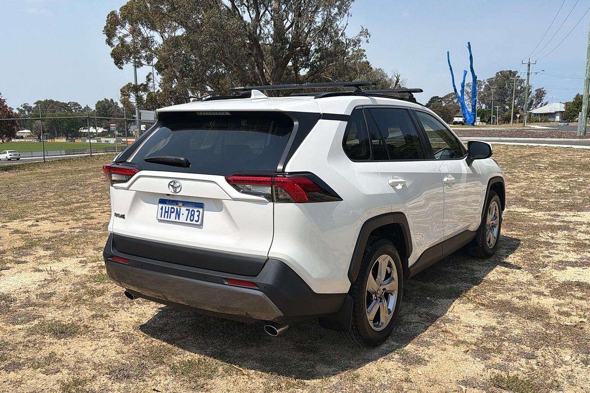 2021 Toyota RAV4 GXL MXAA52R