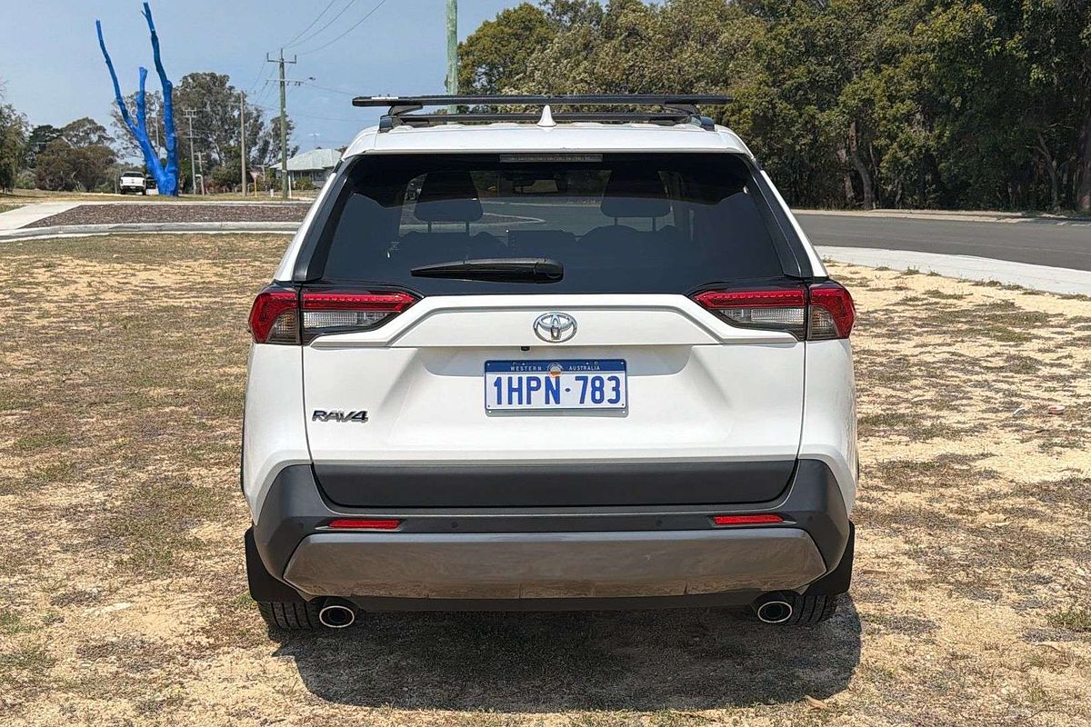 2021 Toyota RAV4 GXL MXAA52R