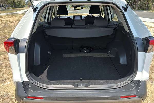 2021 Toyota RAV4 GXL MXAA52R