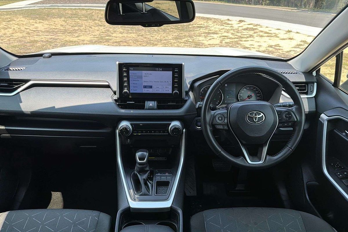 2021 Toyota RAV4 GXL MXAA52R