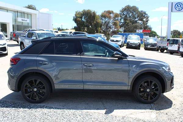 2025 Volkswagen T-Roc 140TSI R-Line D11