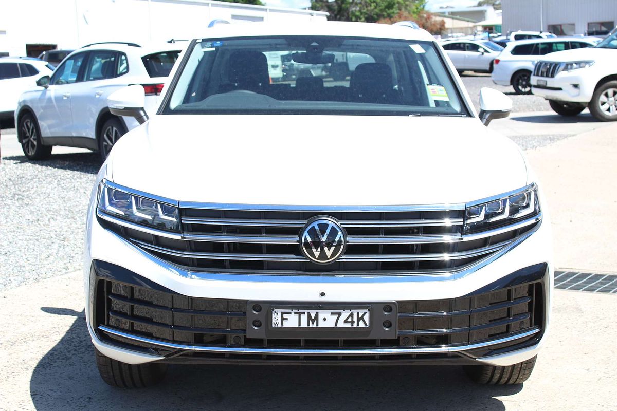 2025 Volkswagen Touareg 170TDI RC
