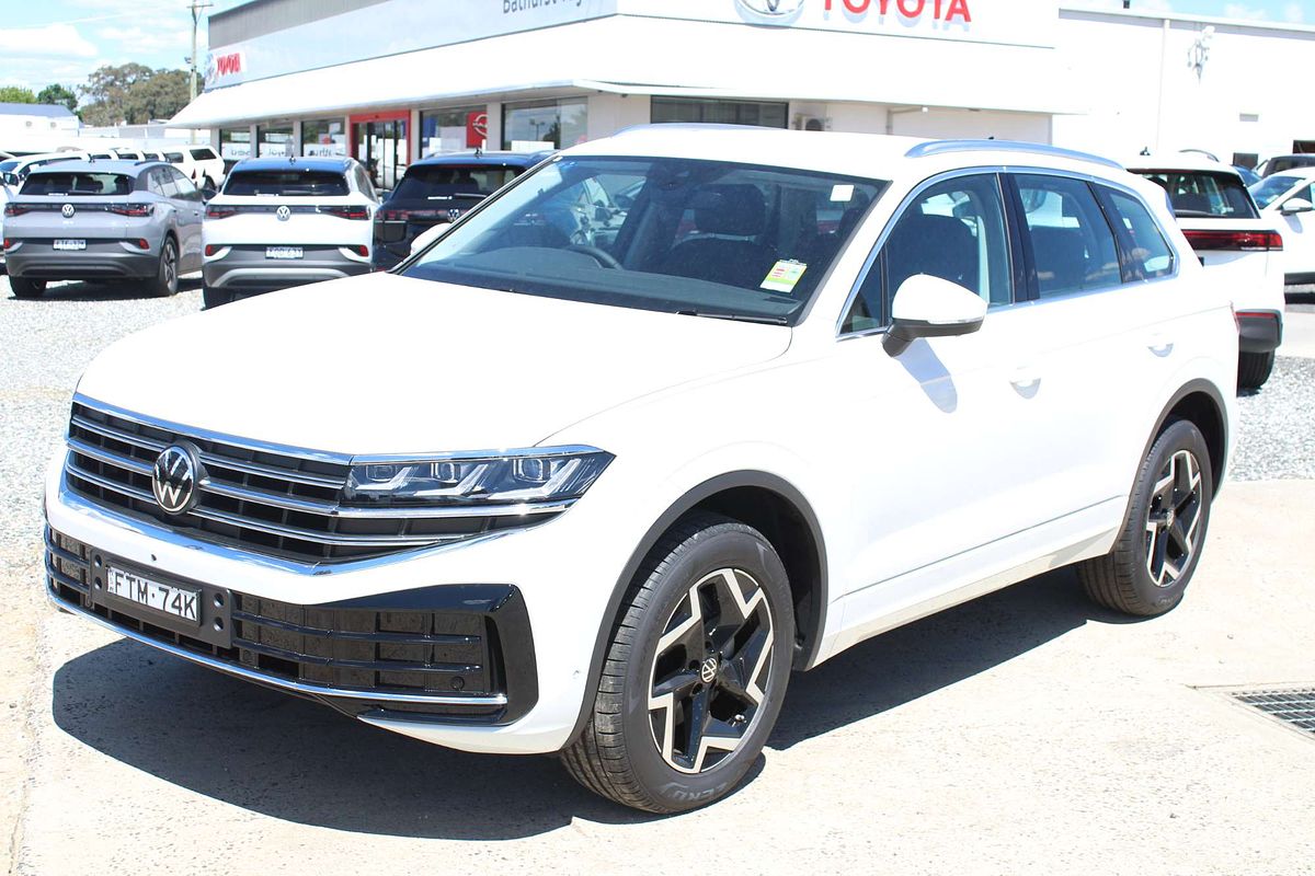 2025 Volkswagen Touareg 170TDI RC