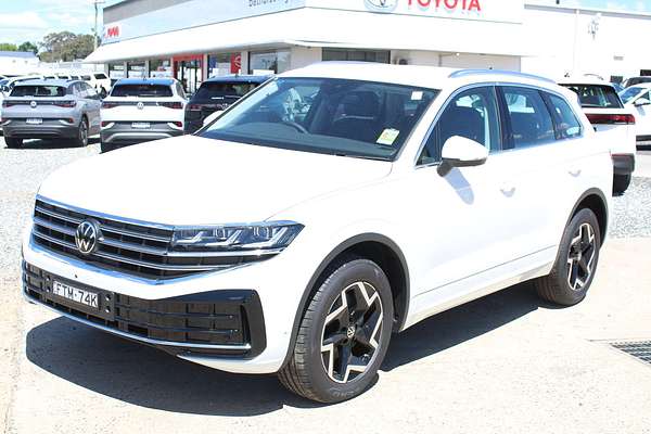 2025 Volkswagen Touareg 170TDI RC