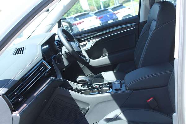 2025 Volkswagen Touareg 170TDI RC