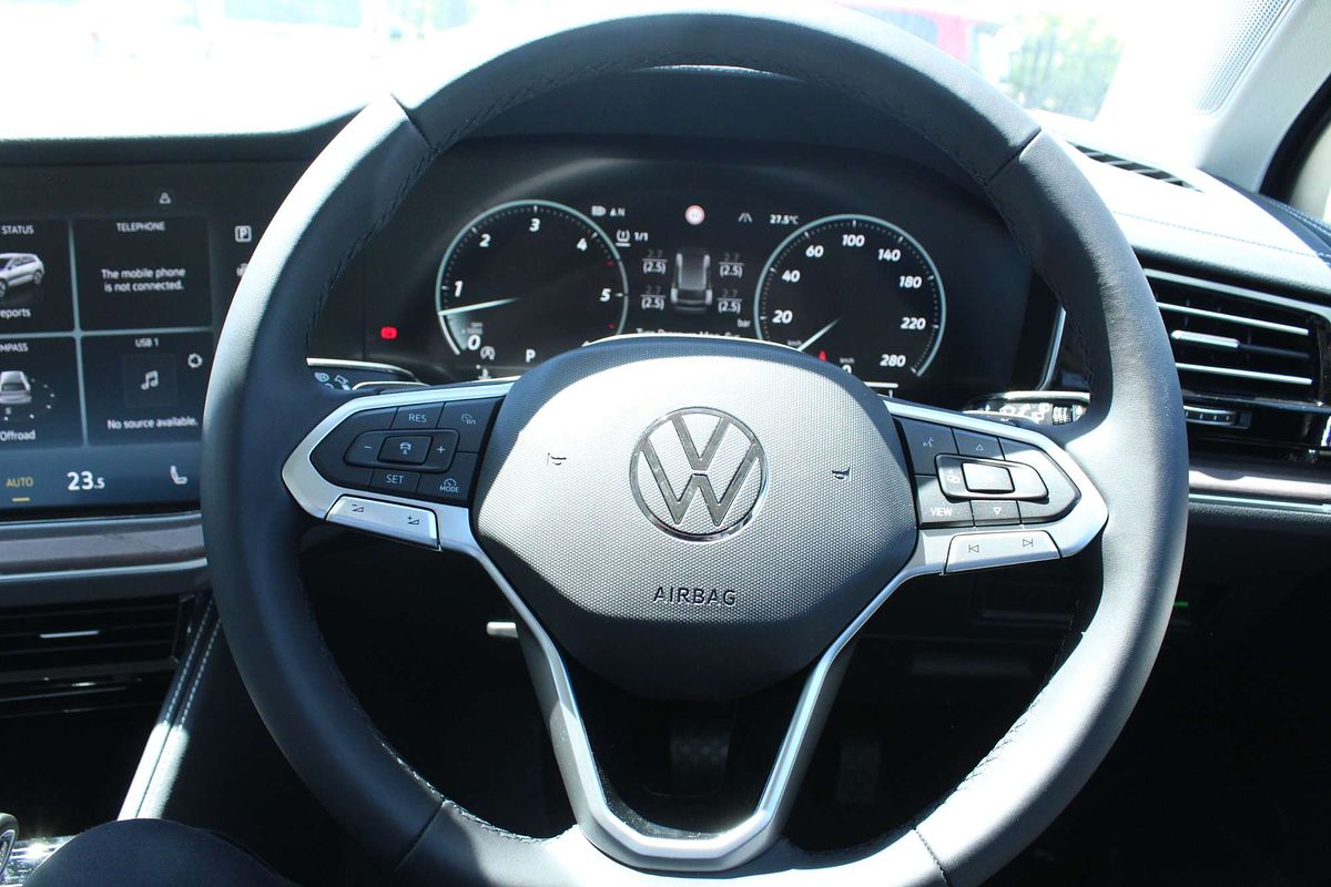 2025 Volkswagen Touareg 170TDI RC