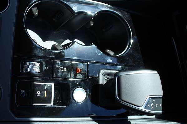 2025 Volkswagen Touareg 170TDI RC