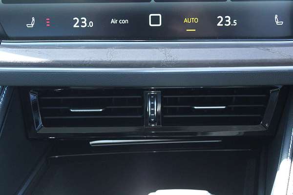 2025 Volkswagen Touareg 170TDI RC