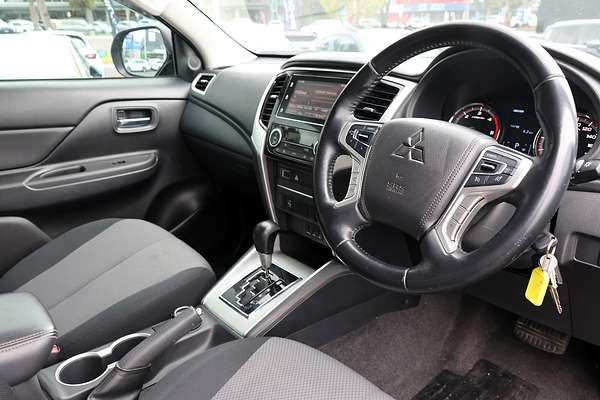 2020 Mitsubishi Triton GLX-R MR 4X4