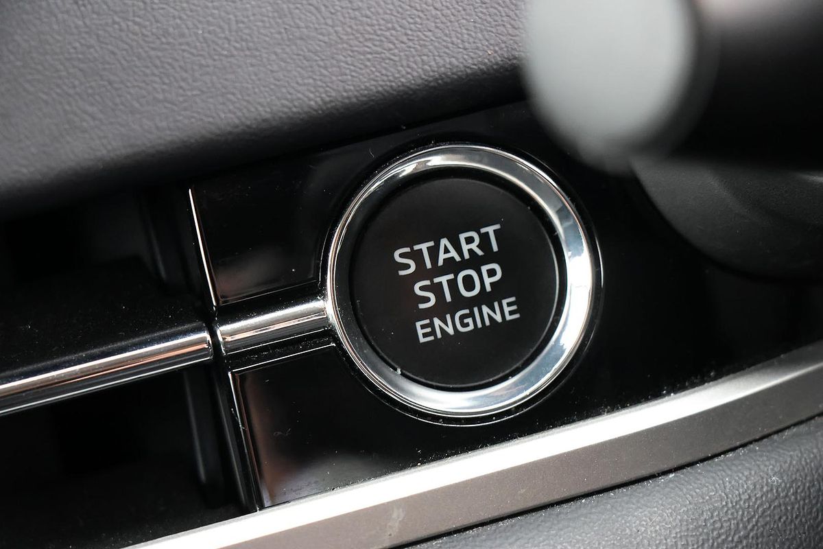 2023 Mitsubishi Outlander LS ZM