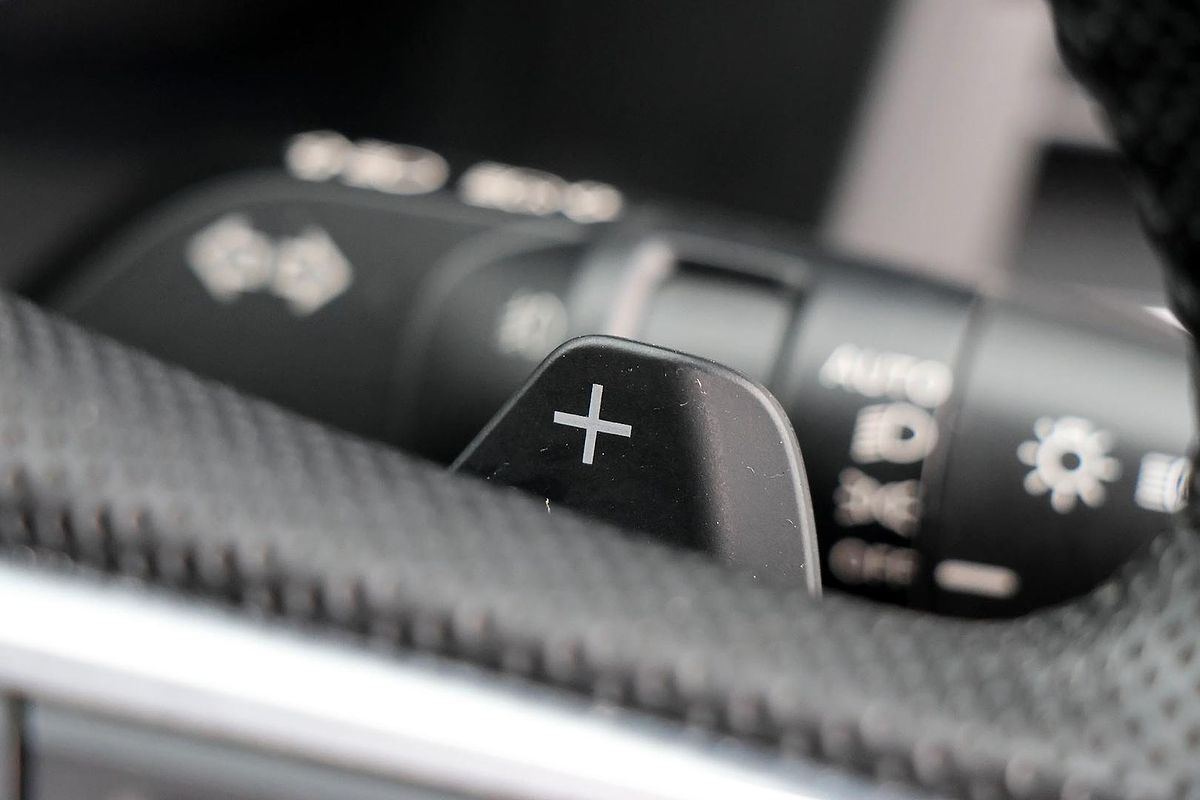 2023 Mitsubishi Outlander LS ZM