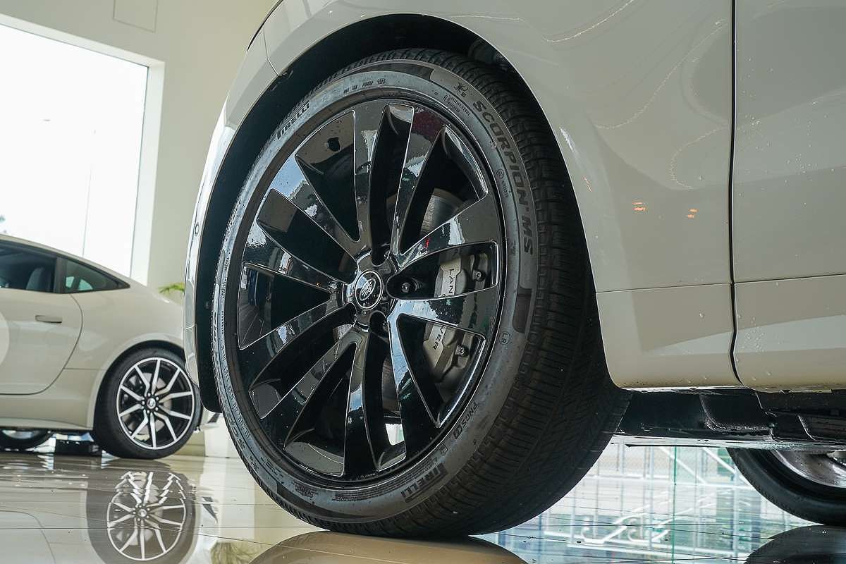 2025 Land Rover Range Rover Sport PHEV P460e Dynamic HSE L461