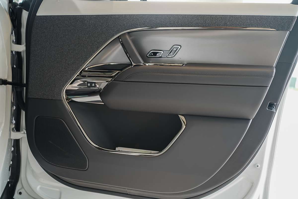 2025 Land Rover Range Rover Sport PHEV P460e Dynamic HSE L461