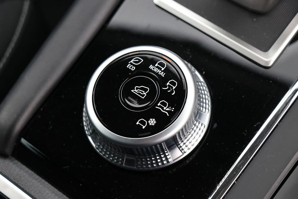 2023 Mitsubishi Outlander LS ZM