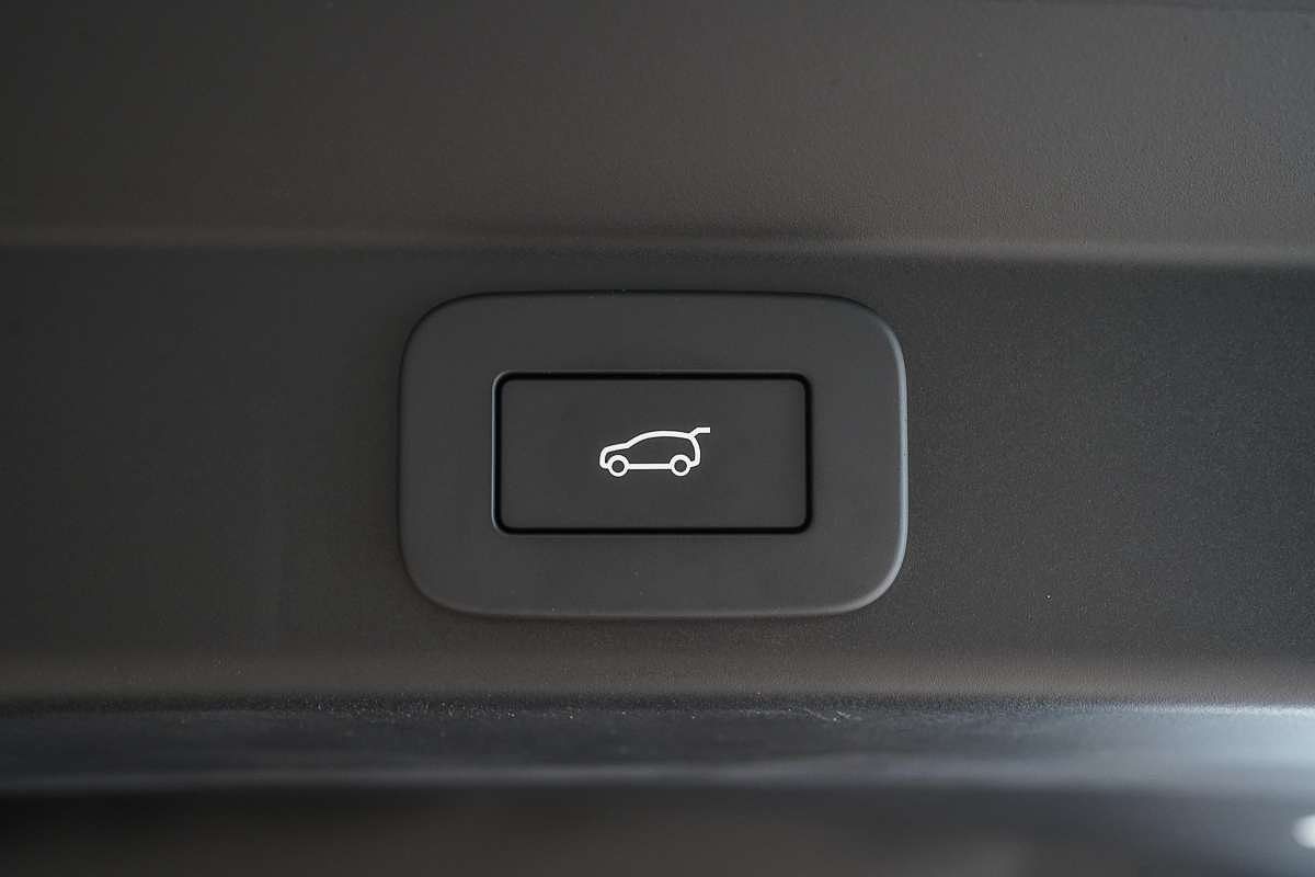 2025 Land Rover Range Rover Sport P530 Autobiography L461