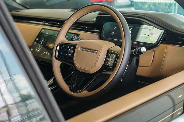 2025 Land Rover Range Rover Sport P530 Autobiography L461