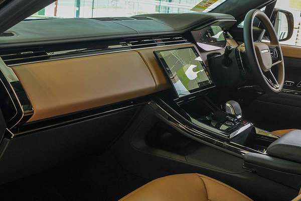 2025 Land Rover Range Rover Sport P530 Autobiography L461