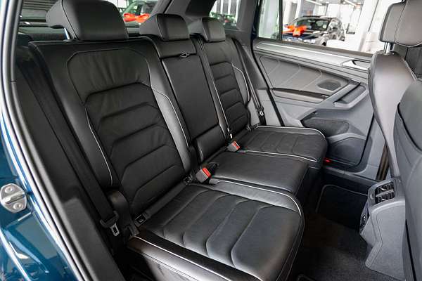 2022 Volkswagen Tiguan 162TSI R-Line 5N