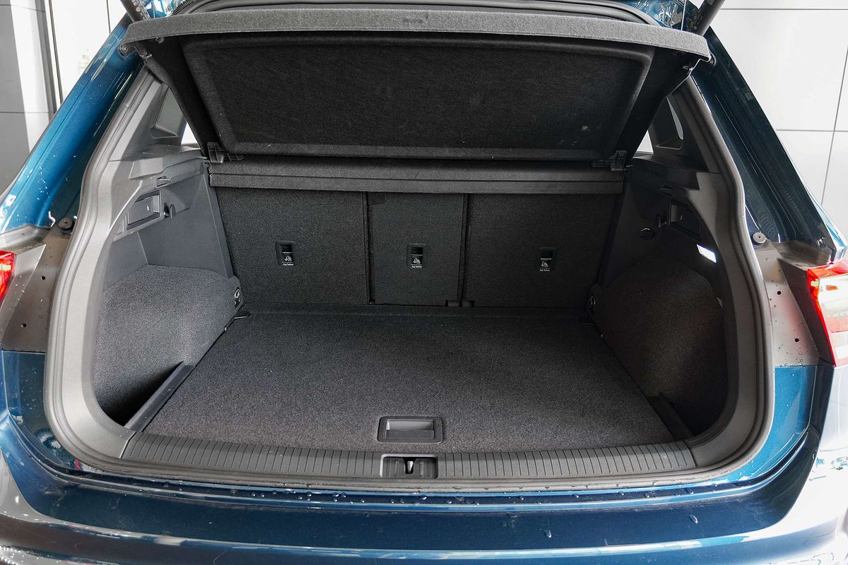 2022 Volkswagen Tiguan 162TSI R-Line 5N